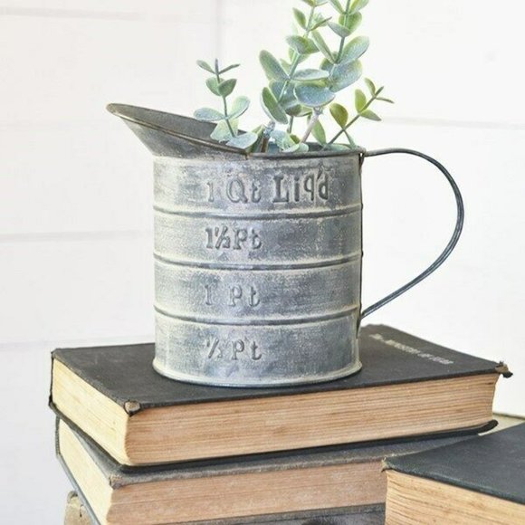 Other - Wide Mouth Vintage-style Decorative Measuring Cup